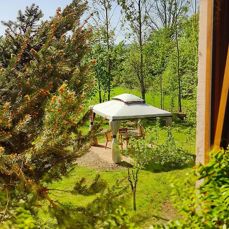 Zielone Wzgorze - Pietro Goscinne B&B Godkowo